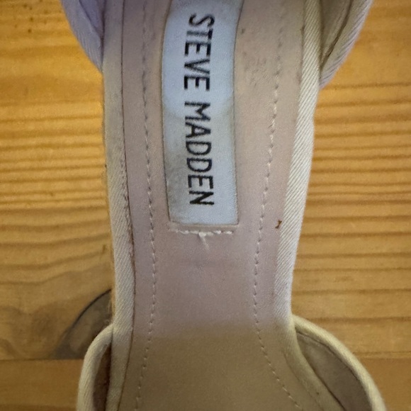Steve Madden wedge sandals, size 6.5, barely worn. - Picture 5 of 6
